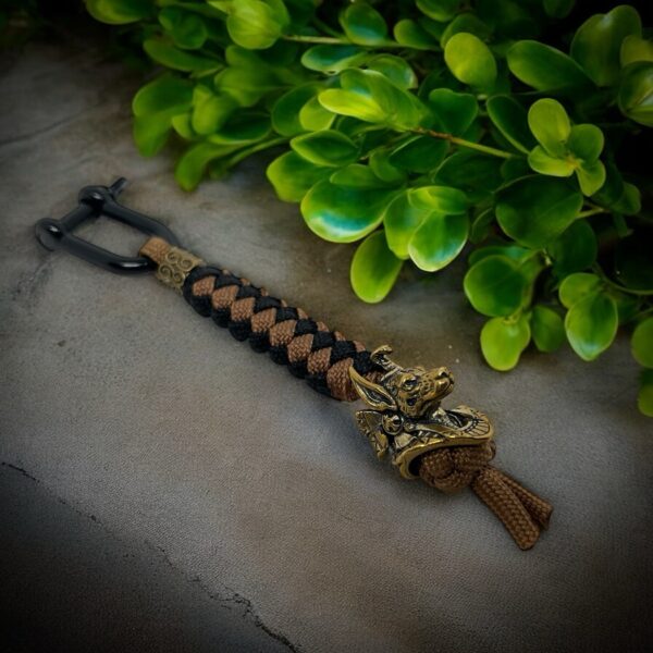 The Anubis Guardian – Handcrafted Tactical Paracord Lanyard