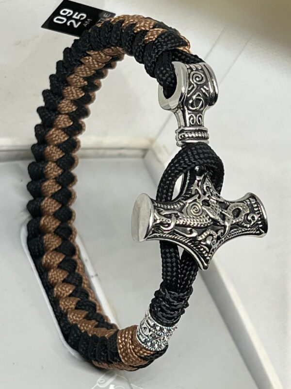 سوار Paracord اليدوية - ثور المطرقة