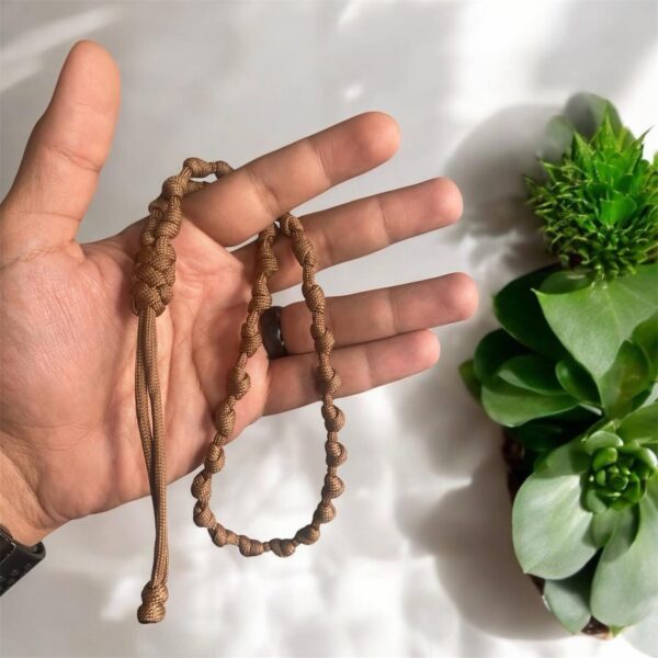 📿 سبحة "باراكورد" .. أناقة العُقد، وقوة التحمل!