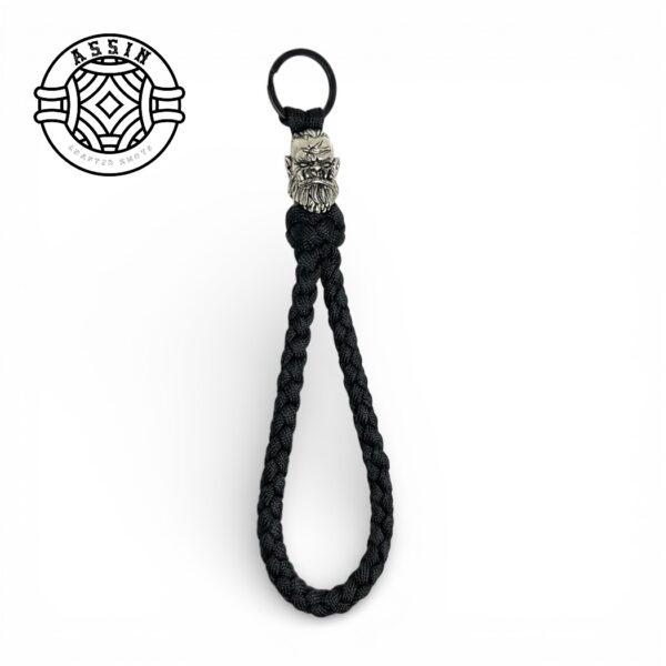 Paracord Keychain – Warcraft-Inspired Warrior Design