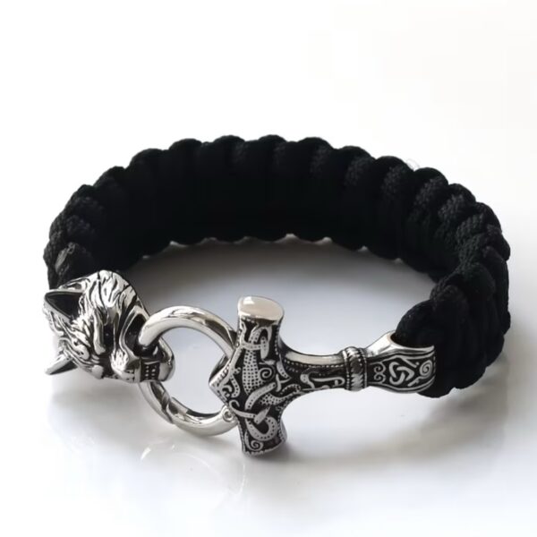 Viking Paracord Bracelet – Strength Meets Style