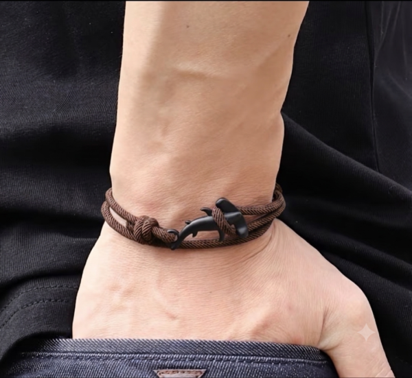 Shark Hammer Double Paracord Bracelet